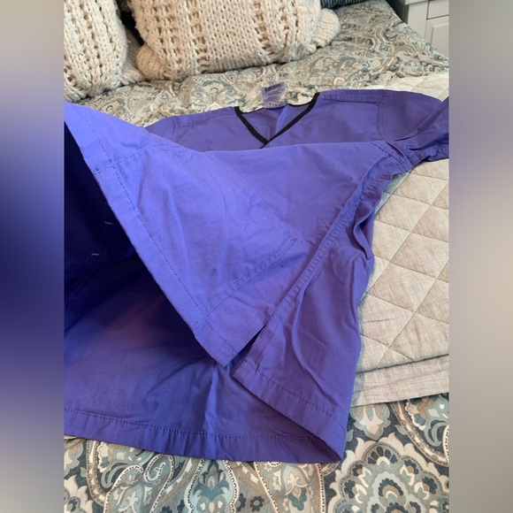 NWOT Urbane Scrub Set - Picture 11 of 12